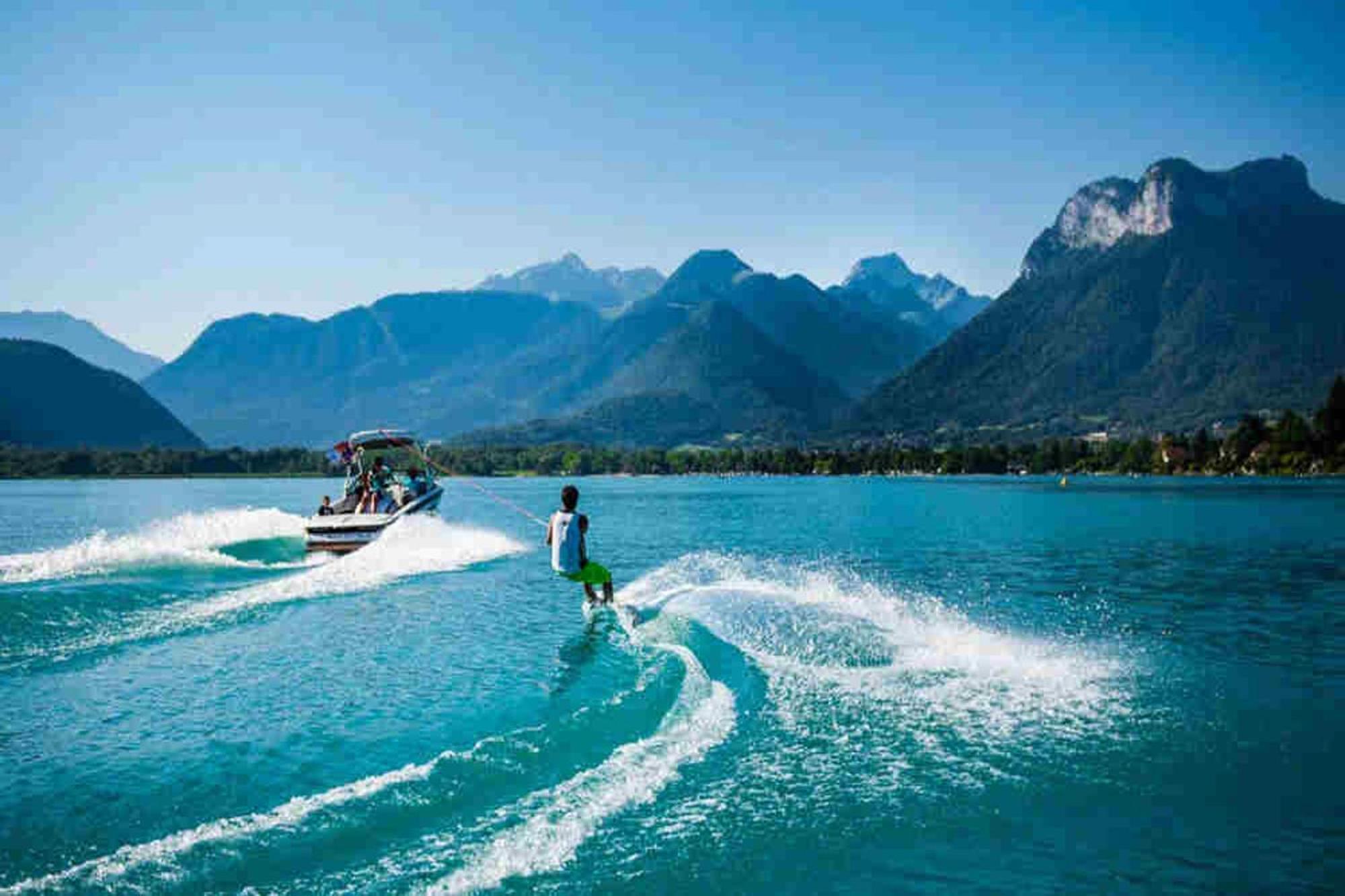 Le Bleu Du Lac 3 Etoiles - Secteur Recherche, Calme & Familiale, A 300M Du Lac & De La Vieille Ville, Garage Prive Annecy Dış mekan fotoğraf